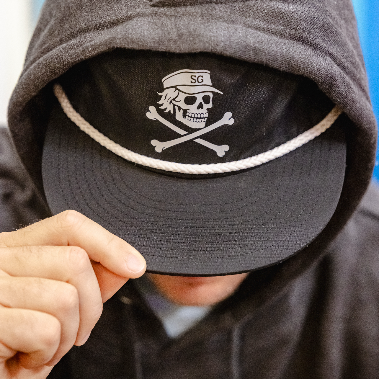 The Blackbeard Grim & Crossbones Surf Hat (black)