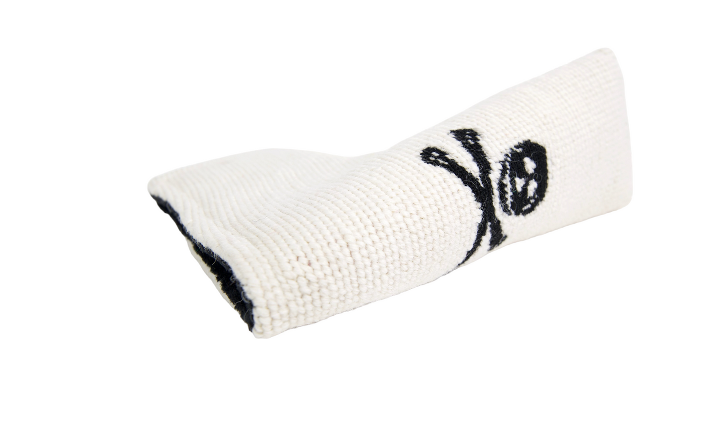 Jolly Roger White/Black Needlepoint Blade Putter Cover